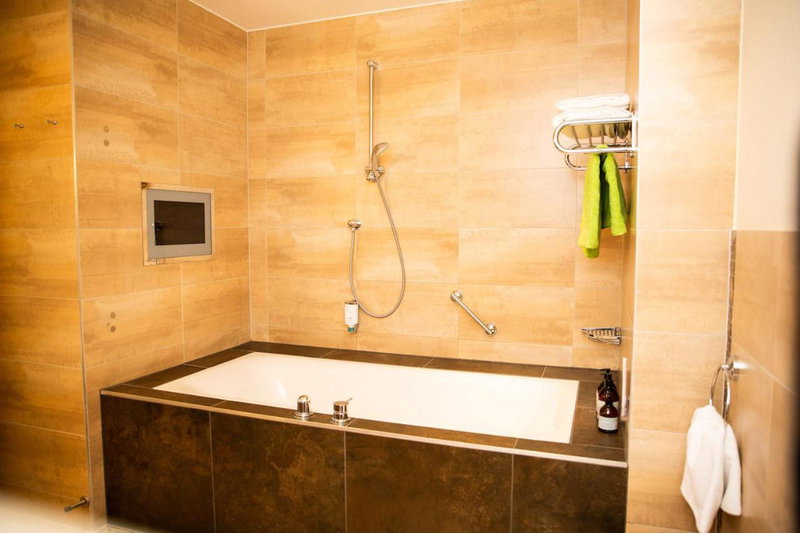 Seehotel Süd - Adults Only, Velden am Wörthersee, Austria