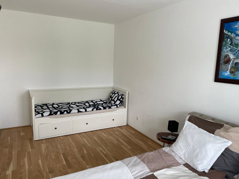 Cosy new Apartment 3min to VIC/Uno-City and Danube, Vienna, Austria