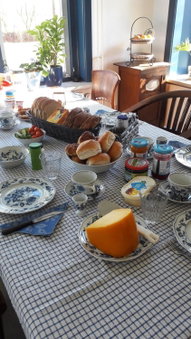 Bed & Breakfast “ Gastvrij onthaal “, Een-West, The Netherlands