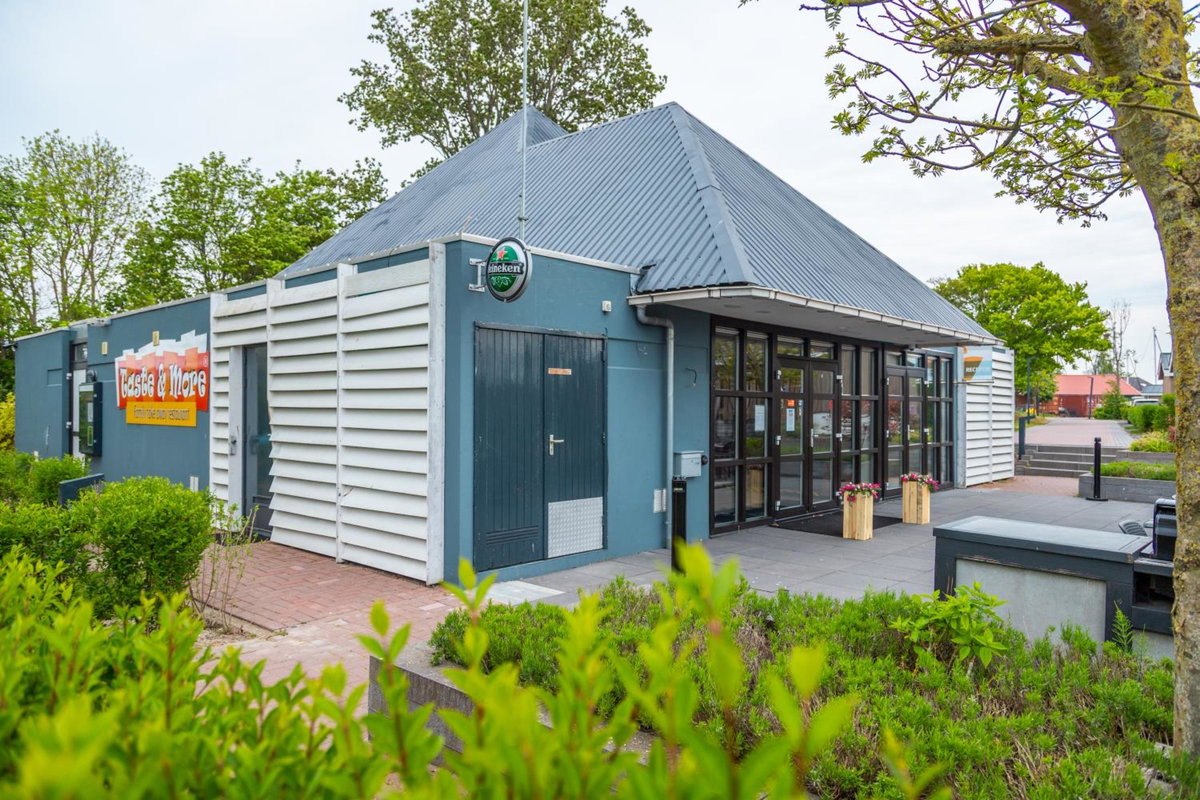 Hotel · EuroParcs Markermeer, Bovenkarspel