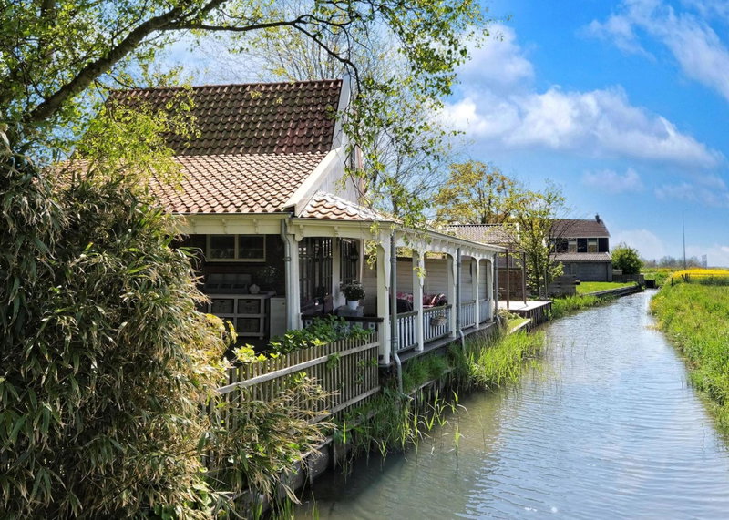 Idyllisch en knus huisje met prachtige veranda., Oterleek, The Netherlands