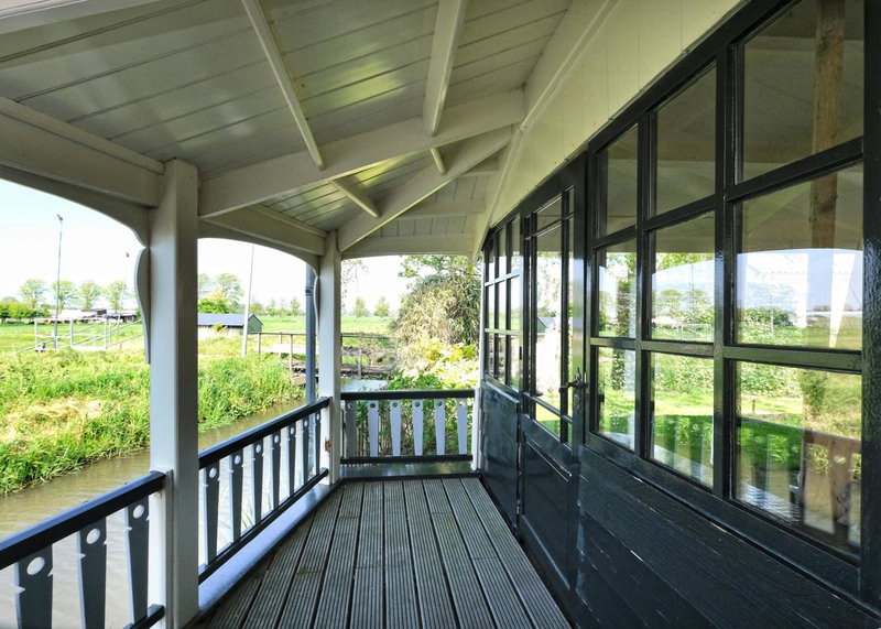 Idyllisch en knus huisje met prachtige veranda., Oterleek, The Netherlands