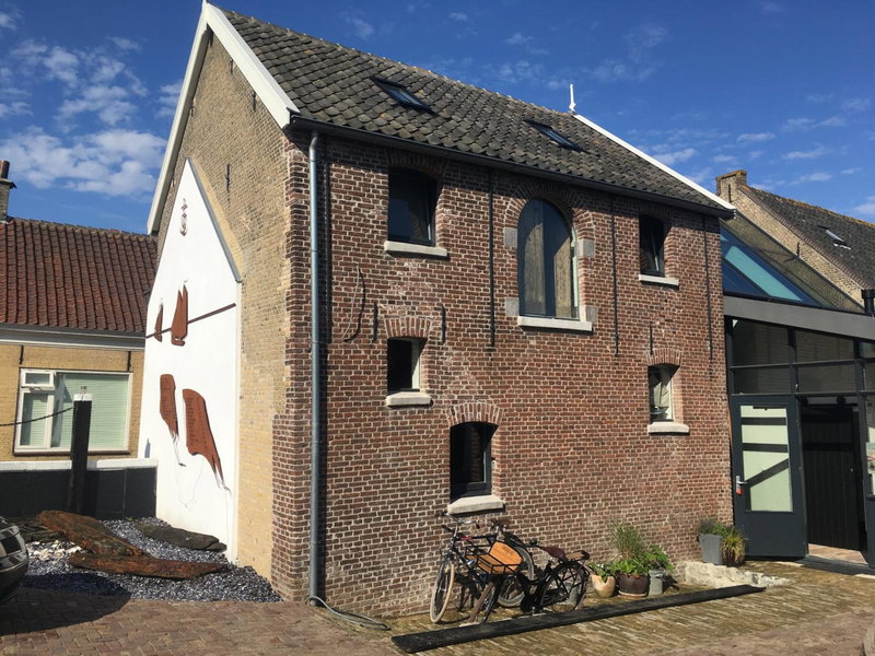 Pekelpakhuis Menheerse Werf, Middelharnis, The Netherlands