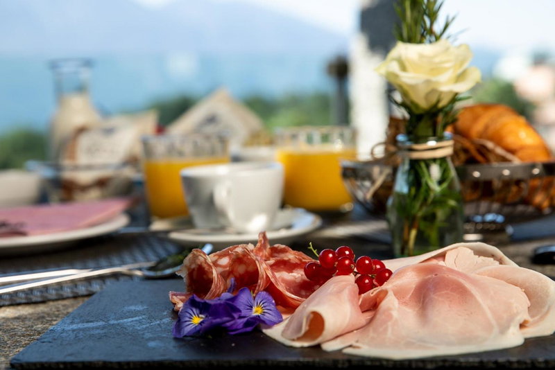 Hotel San Bernardo, Contra, Switzerland
