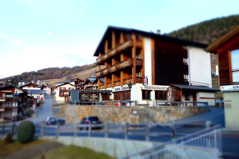 Hotel Restaurant Rothorn, Visperterminen, Switzerland