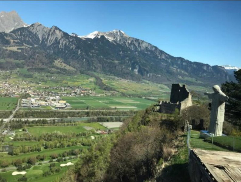 Grosse 2 ZImmer Wohnung mit Terrasse, Bad Ragaz, Switzerland