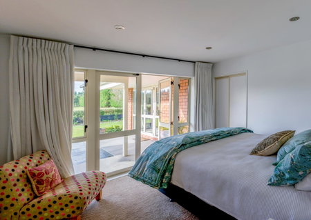 Gem bed and breakfast, Christchurch, New Zealand