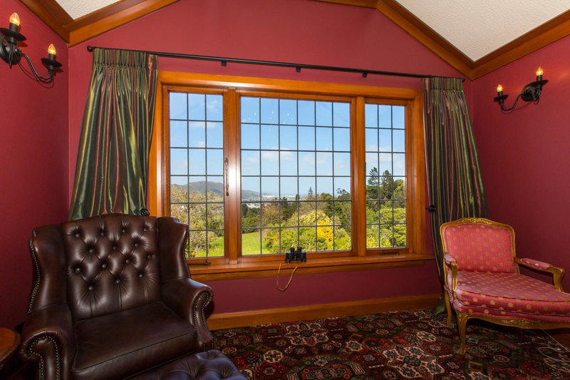Woodroyd Estate holiday sanctuary, Lower Hutt, New Zealand