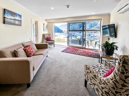 Two Bedroom Apartment on the water, Picton, New Zealand