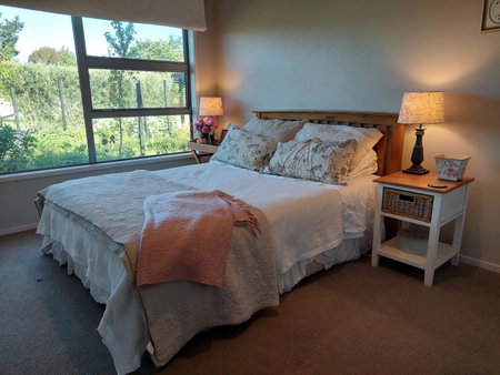 The Grey Studio@13a, Carterton, New Zealand