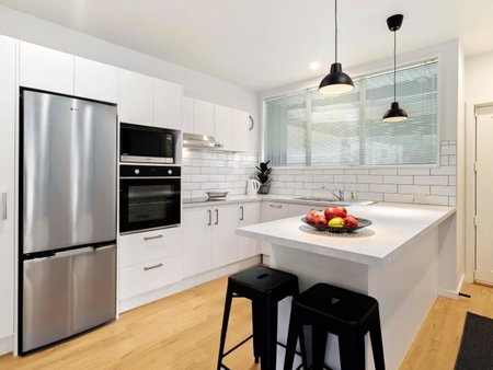 Central Location - 2 Bedroom Apartment in Habeke, Queenstown, New Zealand