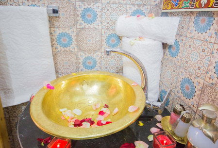 Riad Mahrez, Fès, Morocco