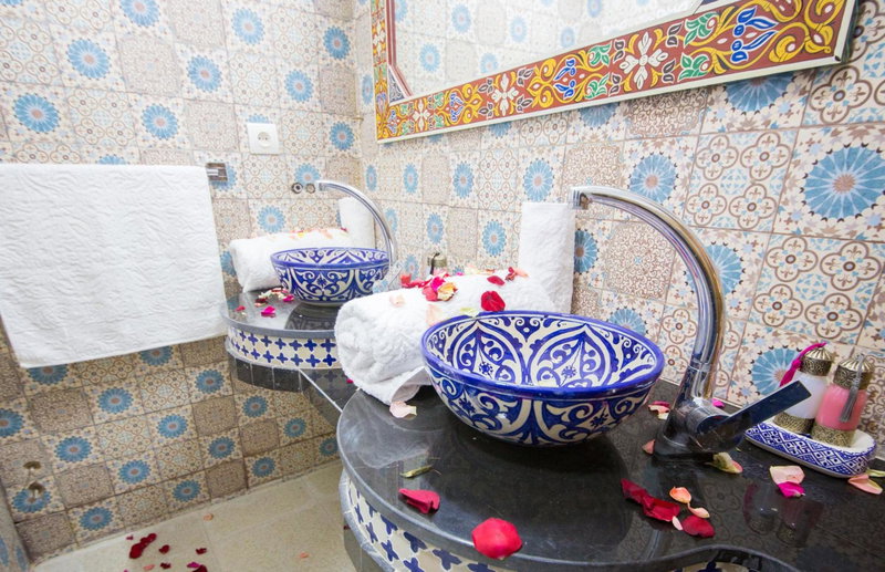 Riad Mahrez, Fès, Morocco