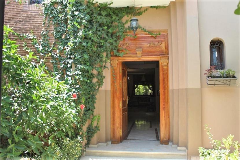 Hotel · Magnifique villa avec piscine chauffée que pour famille, Marrakech