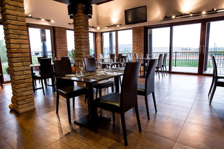 Restaurace&Rooms Na Jitrách, Semice, Czechia