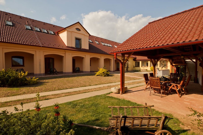 Penzion Bednářův dvůr, Bohušice, Czechia