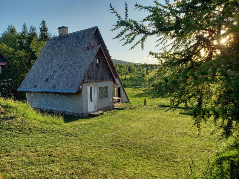 Chaloupka na vršku, Loučná pod Klínovcem, Czechia