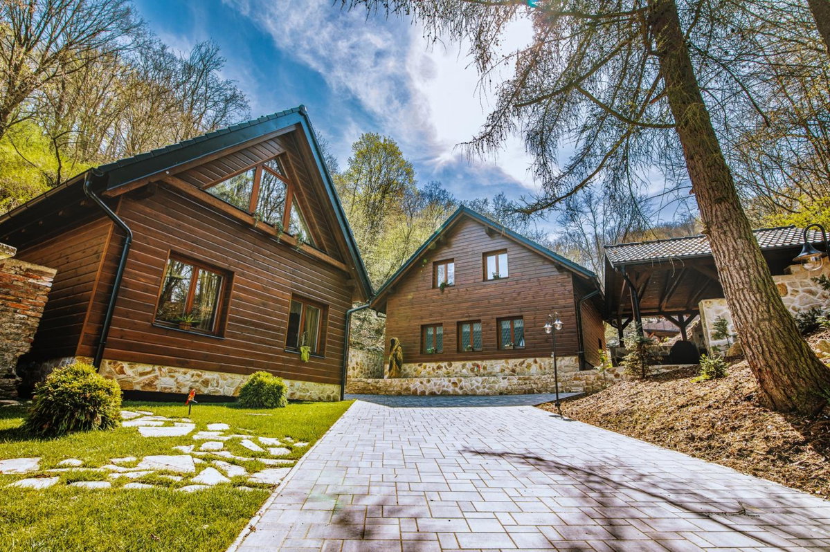 Montemira, Czechia