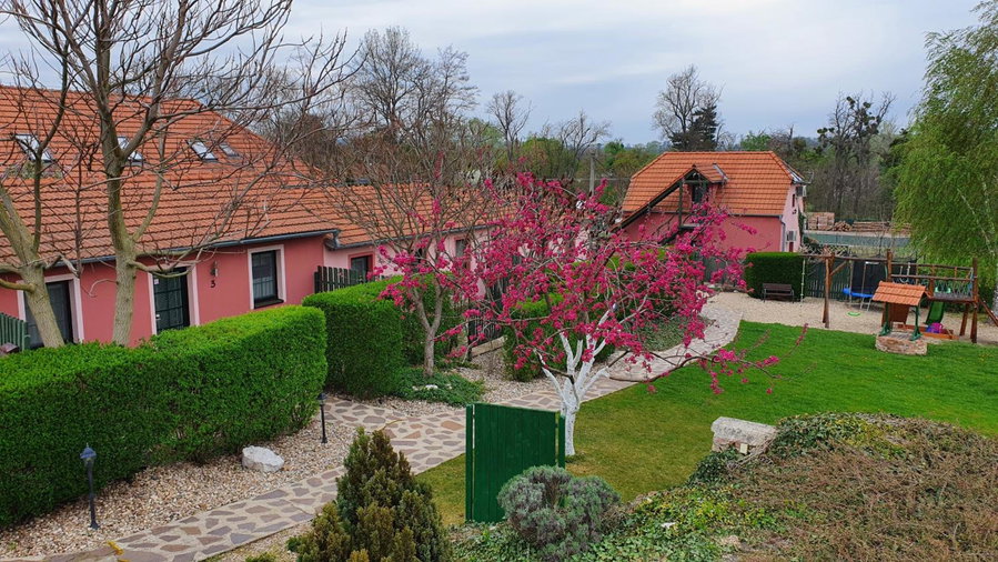 Penzion Na Lednické, Hlohovec, Czechia