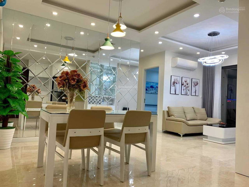 Apartment for rent in Hanoi, Vietnam · Vinhomes D'Capitale · 2 rooms, 2 baths