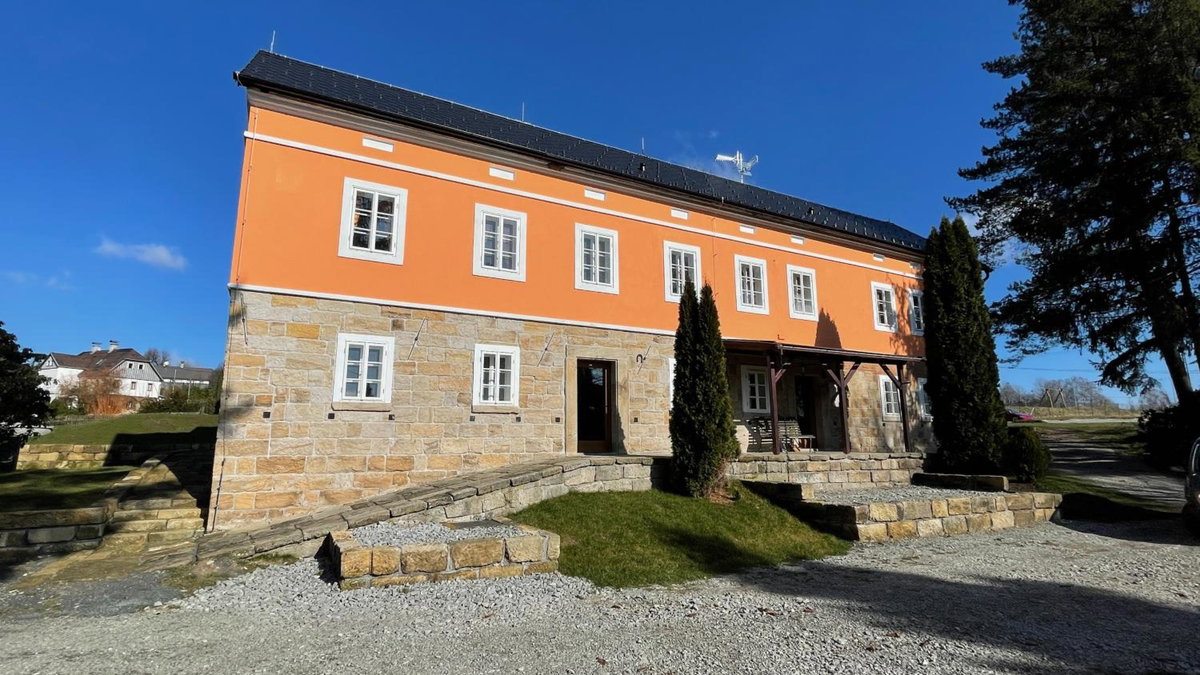 Hotel · Penzion Pod Devítkou, Hřensko