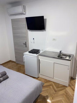 Apartment & Rooms - Marina, Ploče, Croatia