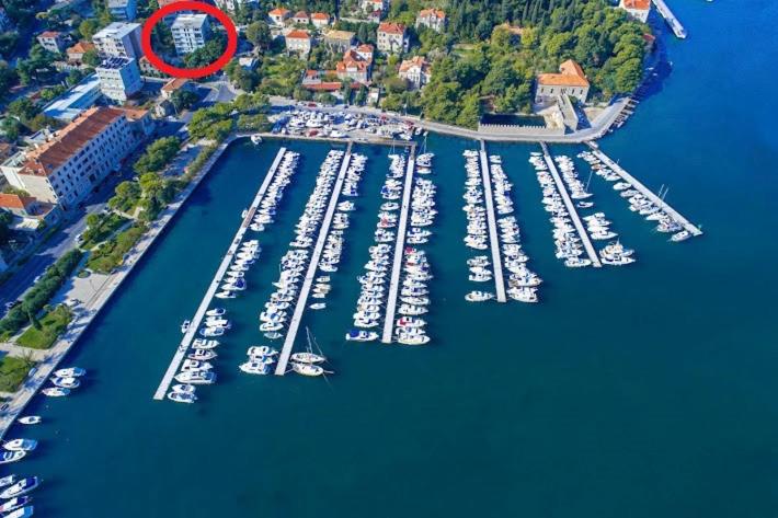Batala1-City marina apartment with secured private parking, Dubrovnik, Croatia