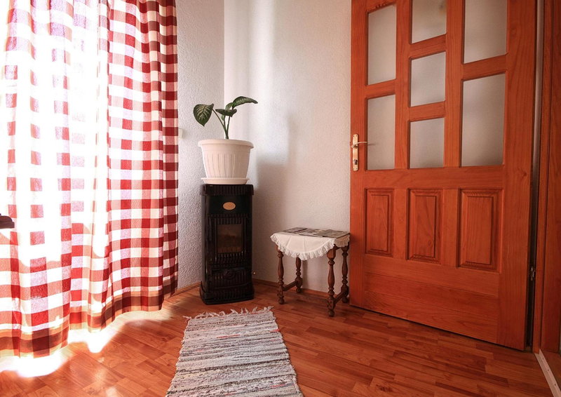 Apartment Medeni, Rakovica, Croatia
