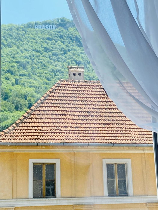 Suite № 7, Braşov, Romania
