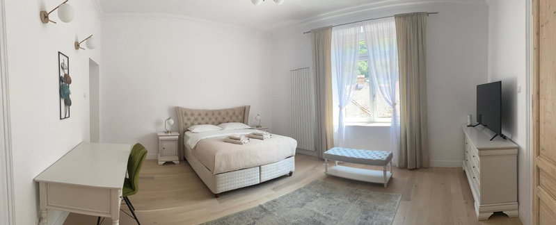 Suite № 7, Braşov, Romania