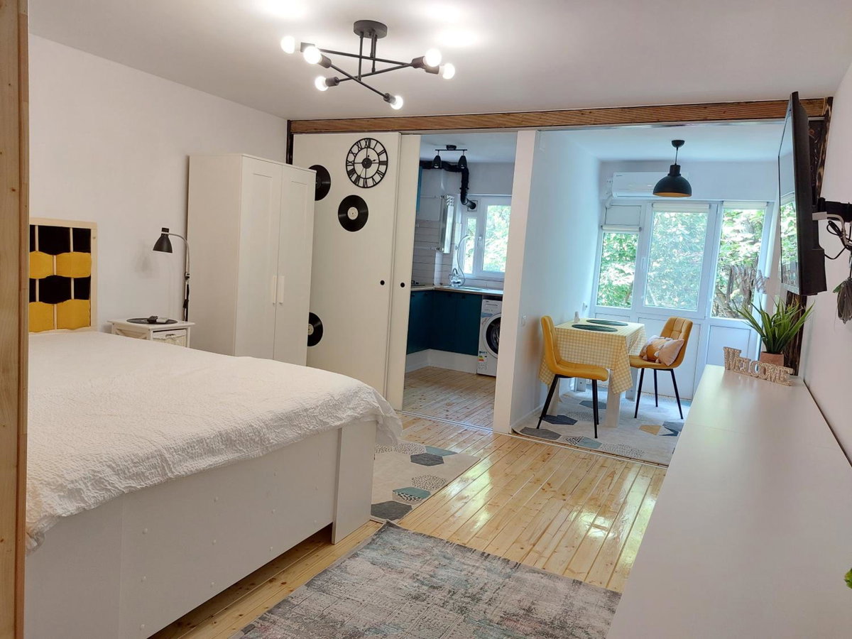 Hotel · Studio 22, Craiova