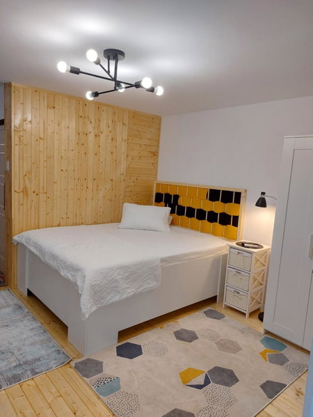 Studio 22, Craiova, Romania