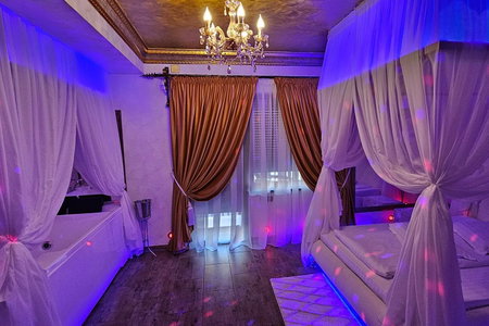 Hotel Boutique Mikaela (Adult Only), Braşov, Romania