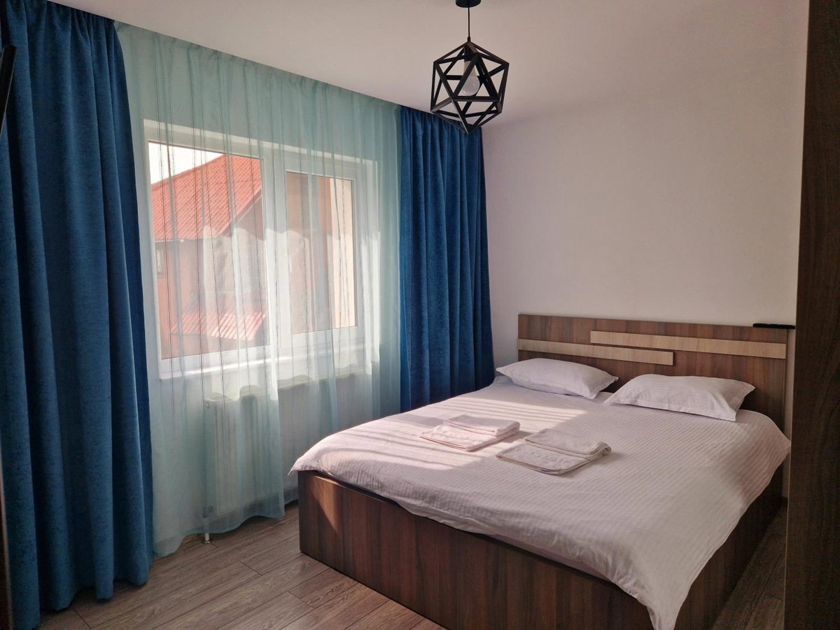 Hotel · Turquoise apartment, Petroşani