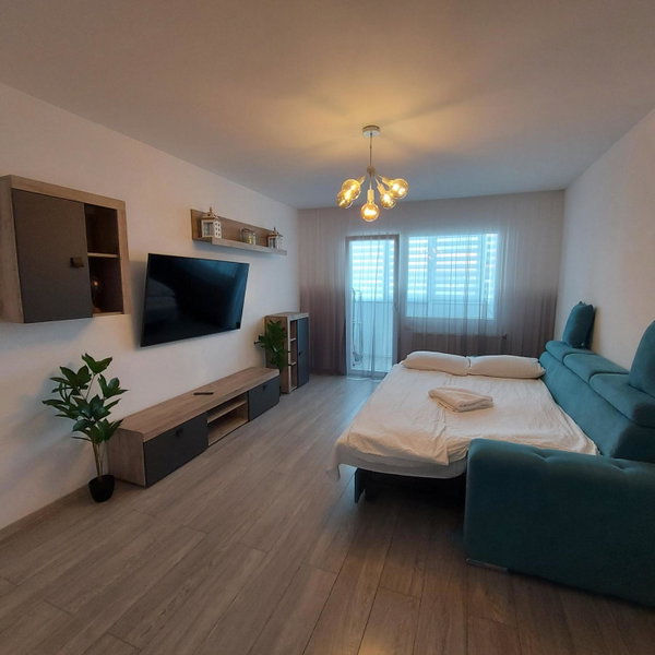 Turquoise apartment, Petroşani, Romania