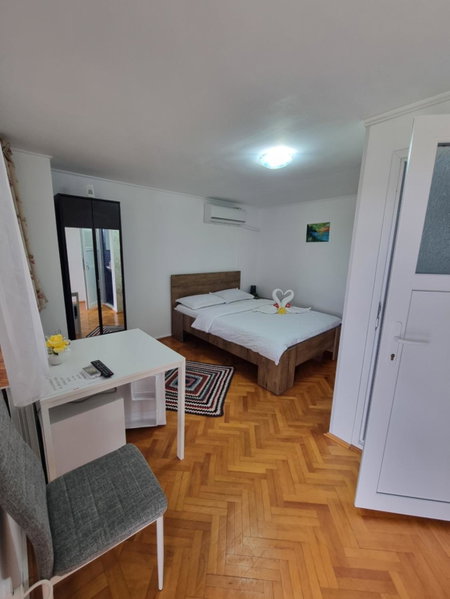 Casa cu Trandafiri Murighiol, Murighiol, Romania