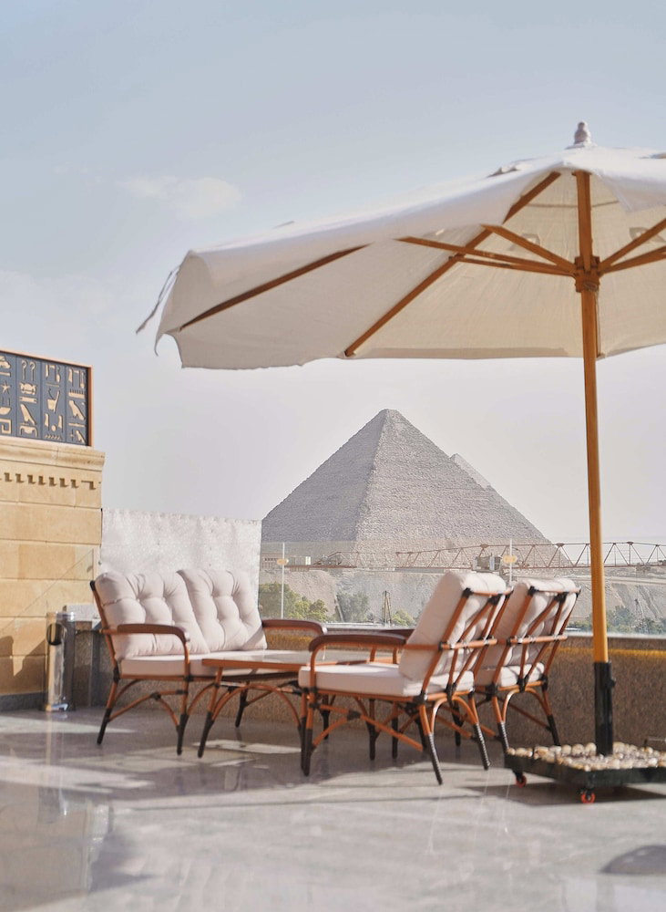 Hotel · Pyramids Secret Hotel, Giza