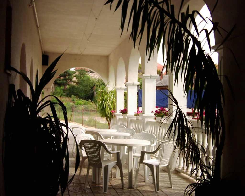 Hotel · Penzion Gapa, Šahy
