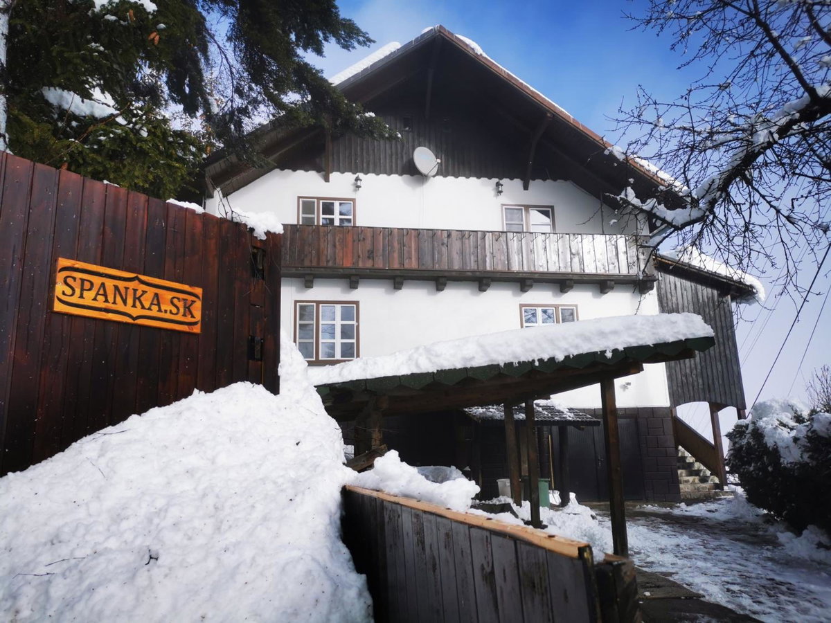 Hotel · Drevenica Spanka, Špania Dolina