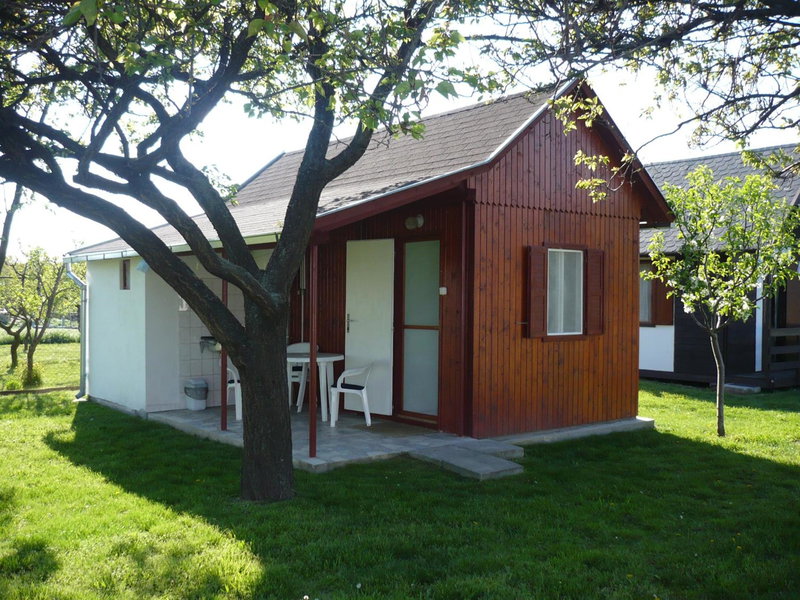 Chatky a apartmány Pod starým orechom - camp, Veľký Meder, Slovakia