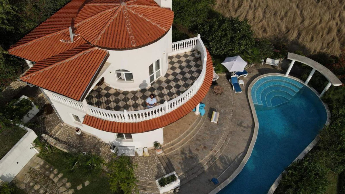 Villa Sky Music, Bulgarien