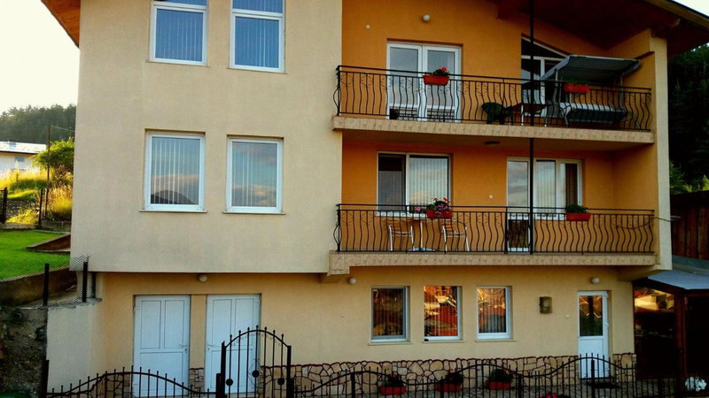 Къща за гости МЕЛИСА, Borino, Bulgaria