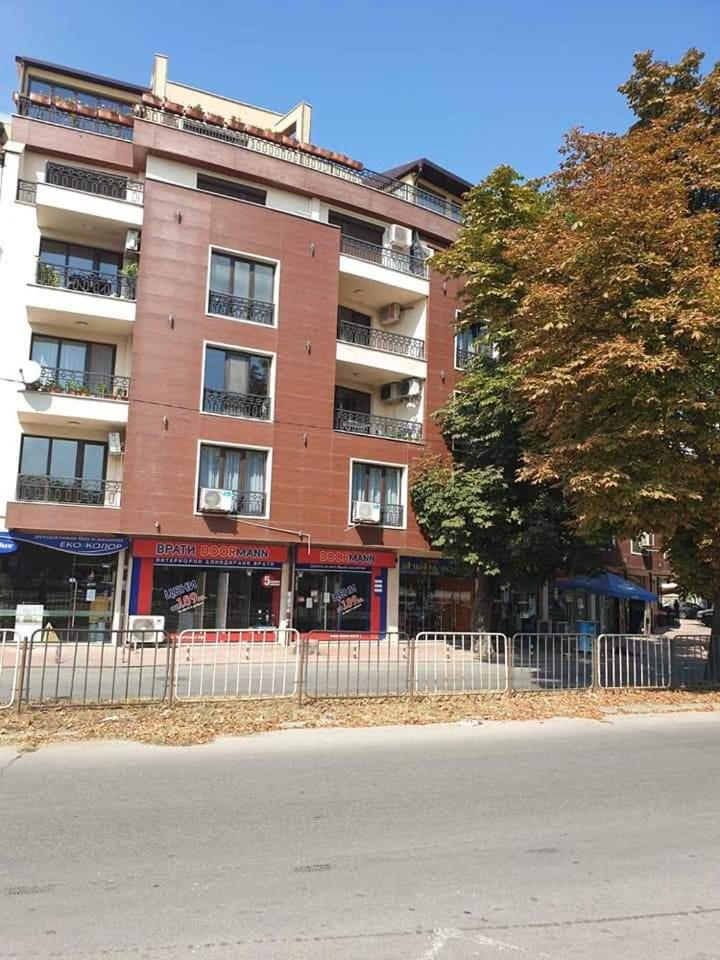 Апартамент Quattro, Bulgaria