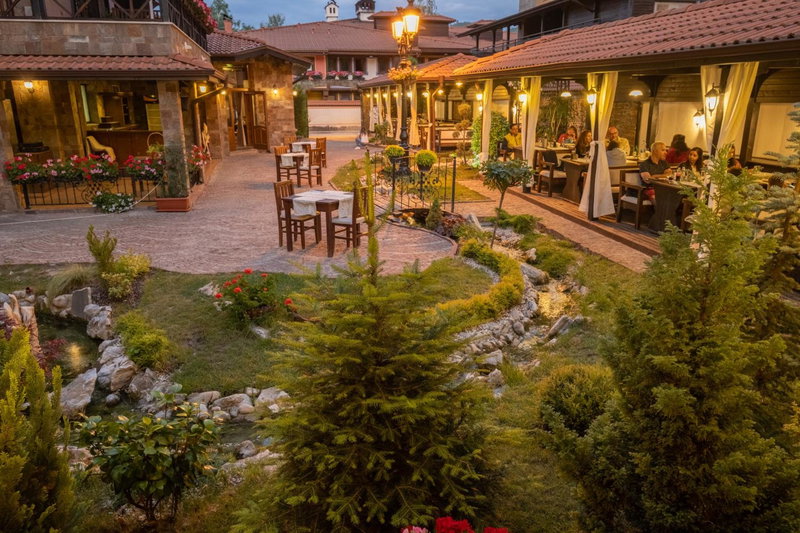 Хотел Том и Нези Класик, Velingrad, Bulgaria