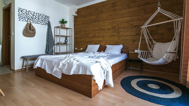 The Monkee Studios, Sveti Vlas, Bulgaria