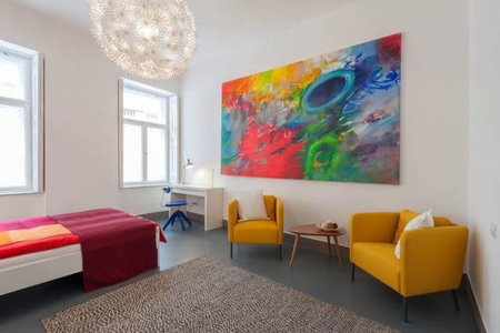 Stylish holiday Art apartment - wifi & great location, Budapest, Hungary