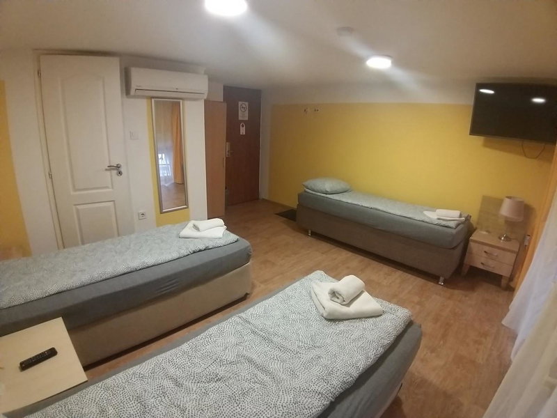 Deniz Guesthouse, Budapest, Hungary