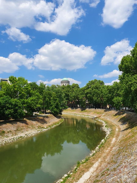 Gardenia Apartman, Esztergom, Hungary
