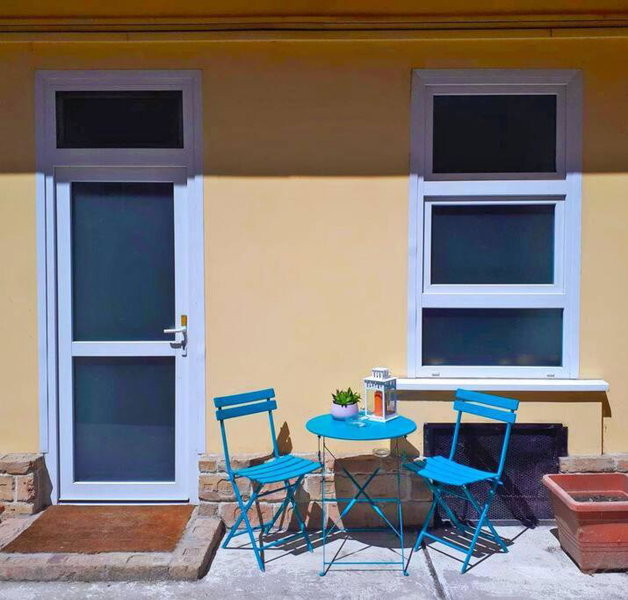 Modern stylish 2 bedroom holiday apartment, Budapest, Hungary