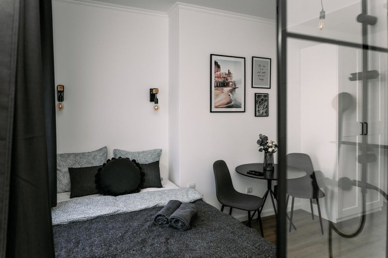 B15 - Wood&Black Apartman, Győr, Hungary